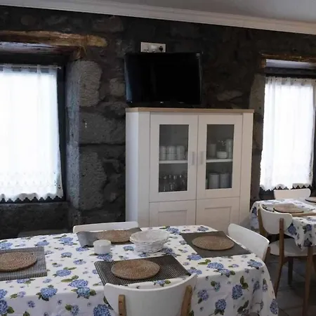 Vendégház Sara Village - One Bedroom With Sea View For 4 People São Roque do Pico